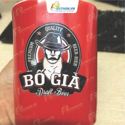 Tem uv bố già lên ly