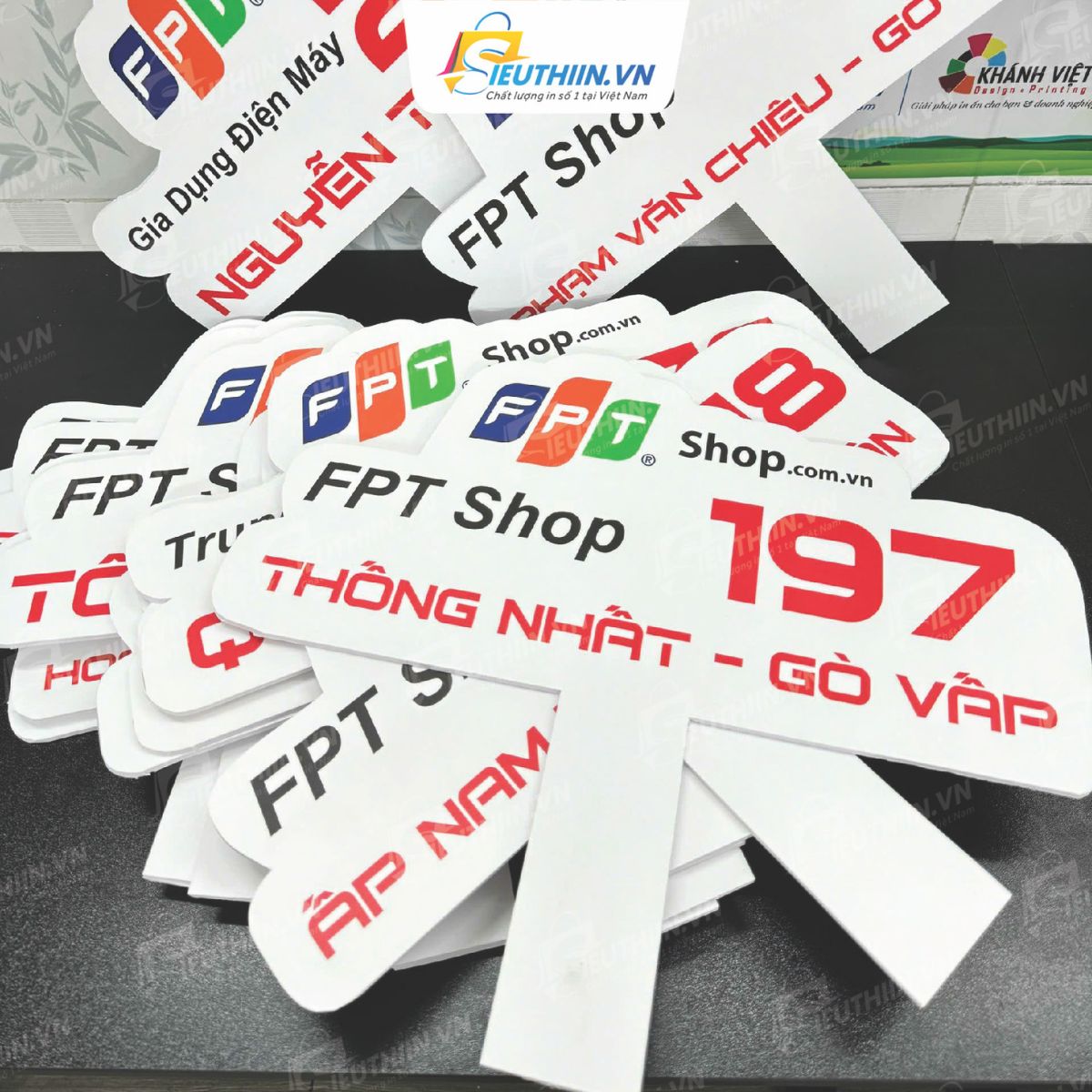 Mẫu hashtag cầm tay cho FPT