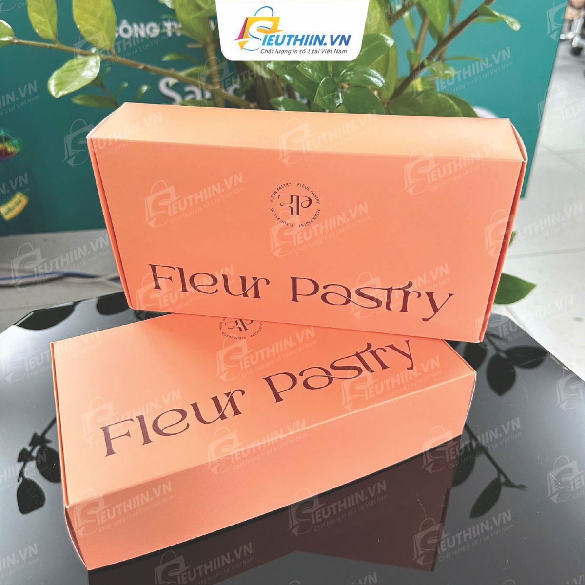 Hộp đựng bánh ngọt