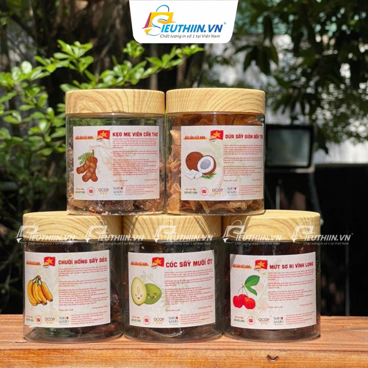 Tem dán hộp đựng mứt tết ấn tượng